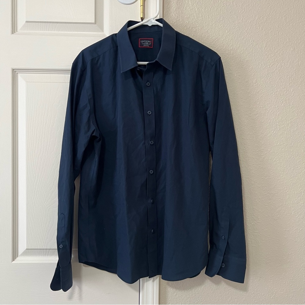 UNTUCKit Men’s Navy Blue Button Down - Large
